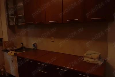 Inchiriere 2 camere cf.1 decom., etajul 4 din 7, supr. 58.mp., mobillat si utilat, Dorob. - Scolilor - 16