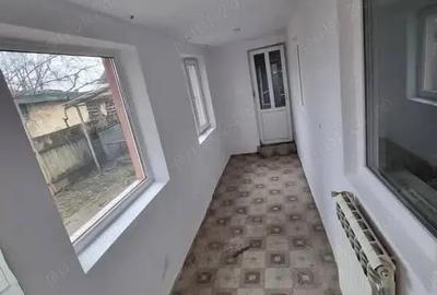 A 39 Proprietarul vinde in Buhu?i ,casa 3 camere la strada , - 9