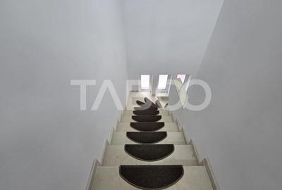 Casa individuala de vanzare teren 852 mp 5 camere 2 bai Selimbar Sibiu - 18