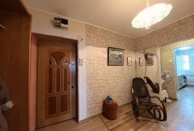 Apartament cu 3 camere circular, mobilat în Drumul Taberei - 4