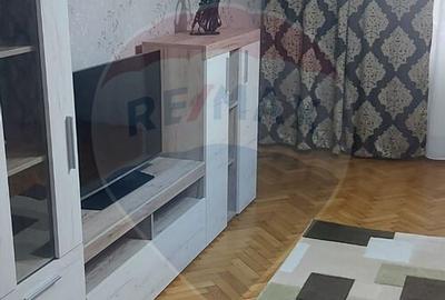 Apartament cu 3 camere decomandat, mobilat în Central