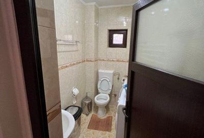 Casă cu 7 camere cu Teren 300 Mp în Găneasa - 7