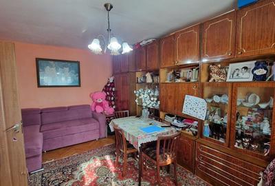 DE VÂNZARE: Apartament 3 Camere Baia Mare - Republicii, 49.90mp - 2