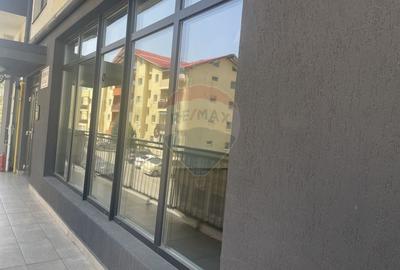 Spațiu comercial, de 61 mp, în Florești - 2