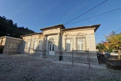 Ultracentral - Casa si teren str. Petru Rares nr. 27 C Piatra Neamt. - 1