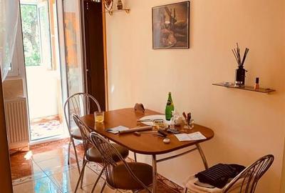 Bloc reabilitat 1985, et.2/8- Teiul Doamnei, stradal - 1