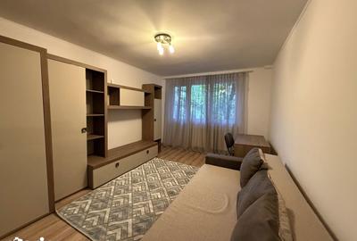 Apartament cu 2 camere decomandat în Cornișa