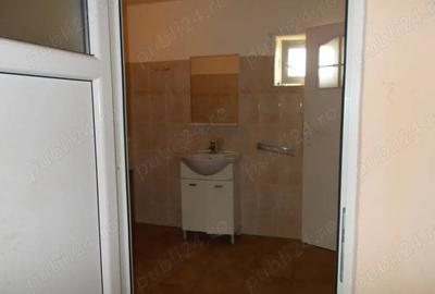 Casă cu 3 camere în Ghirodei - 3