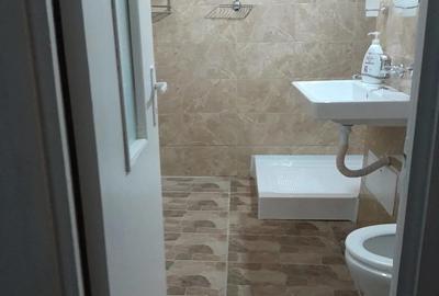 Apartament de vanzare - 4