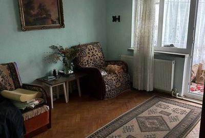 Apartament cu 3 camere decomandat în Central - 2