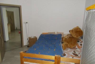 Casă cu 4 camere cu Teren 1800 Mp în Pișchia - 9