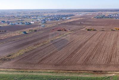 Vanzare teren intravilan 7,400 mp Sabareni / Strada Primaverii - 15