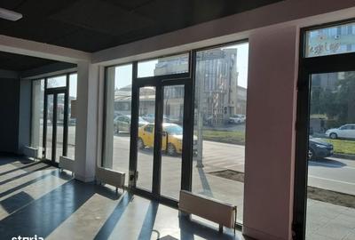 Spațiu comercial, de 73 mp, în Central - 6