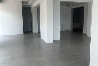 Spațiu comercial, de 96 mp, în Ultracentral - 1