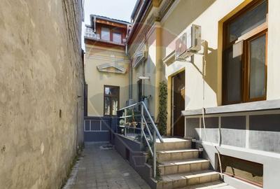 De vanzare Casa Vila BucurestiS+P+M in Sector 1 - 7