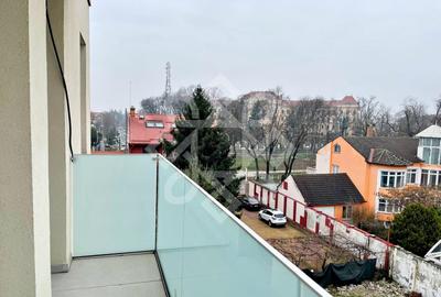 Apartament cu 3 camere semidecomandat, mobilat în Ultracentral - 11