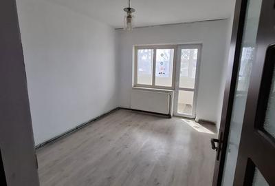 Apartament cu 3 camere în Central - 2