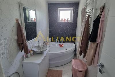 Casă cu 3 camere cu Teren 270 Mp în Berceni - 4