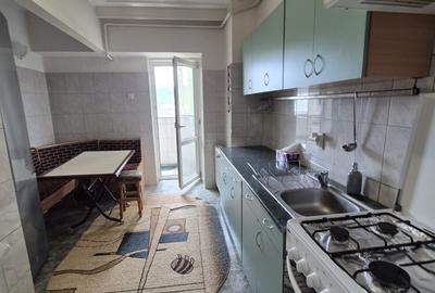 Apartament cu 3 camere decomandat în Dacia - 3