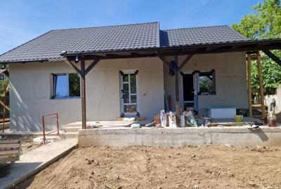 Casă cu 3 camere în Hemeiuș - 2