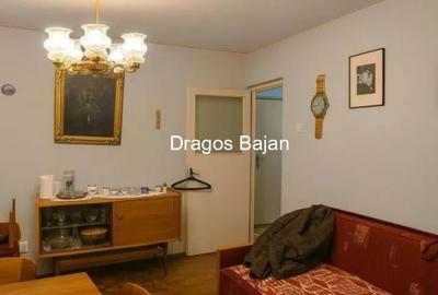 Sala Palatului // vedere spate // balcon - 11