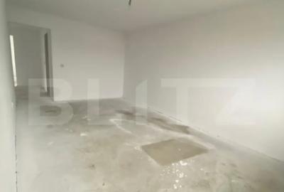 Casă cu 7 camere cu Teren 1500 Mp în Central - 11