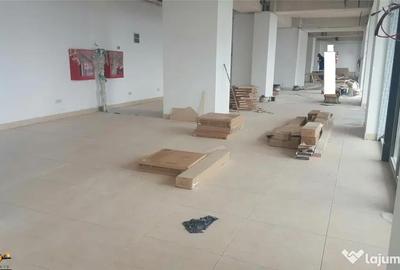 Spațiu comercial, de 200 mp, în Orizont - 1