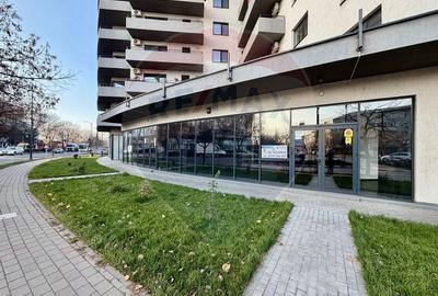 Spațiu comercial, de 270 mp, în Nord - 3