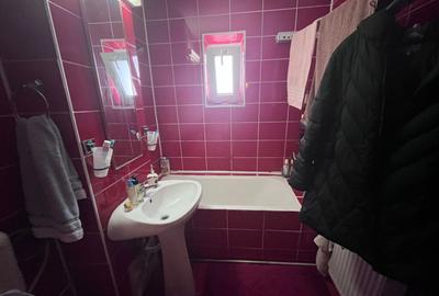 Apartament cu 3 camere decomandat în 1 Mai - 7