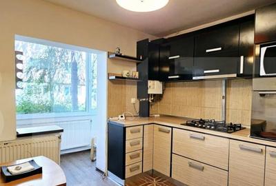 Apartament cu 3 camere, parter -Sf.Gheorghe - 2