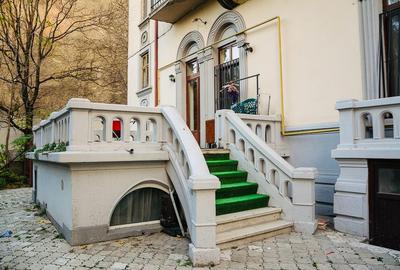 Apartament cu 6 camere semidecomandat, mobilat în Unirii - 12