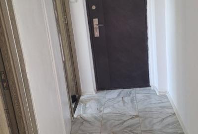 Apartament cu 2 camere semidecomandat în Craiovița Nouă - 7