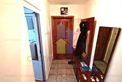 Apartament cu 2 camere semidecomandat în Obor