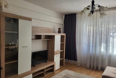 Apartament decomandat, mobilat în Uverturii - 1