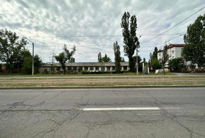 Teren/ platforma, 700mp, front 70m Calea Chisinaului - 2