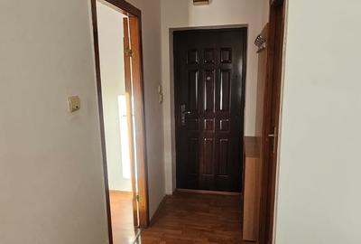 Inchiriez ap.cu o cam.in zona 7Noi. - 6