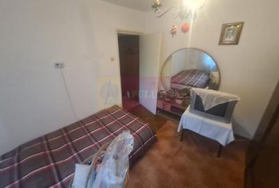 Apartament cu 3 camere de vanzare in Campina - Zona Liceul Energetic - 7