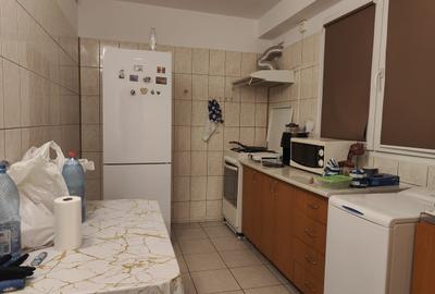 Apartament decomandat în Giurgiului