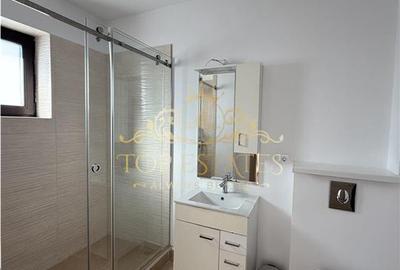 Duplex cu 6 camere cu Canalizare în Central - 12