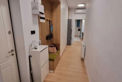 Apartament cu 3 camere decomandat în Central - 1