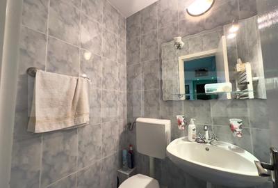 Apartament de inchiriat cu 3 camere decomandat, 81 mp - zona Cetate - 12