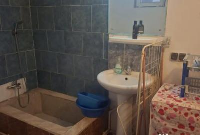 Casă cu 5 camere cu Teren 132 Mp în Central