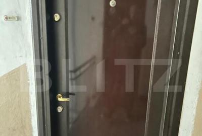 Apartament cu 3 camere semidecomandat, mobilat în Solidarității