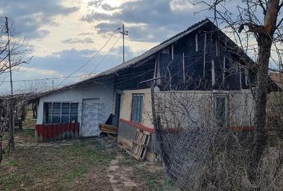 Casă cu 2 camere cu Teren 1200 Mp în Sălciile - 5
