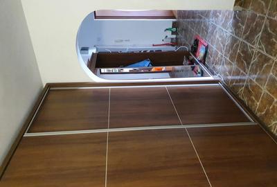 Ap. 3 camere , Piata 1 Mai - 3