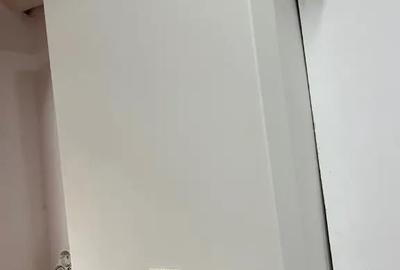 Spațiu comercial, de 72 mp, în Central - 7