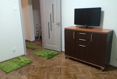 Apartament cu 3 camere semidecomandat, mobilat în Titan - 2