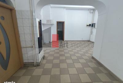 Spațiu comercial, de 70 mp, în Drumul Taberei