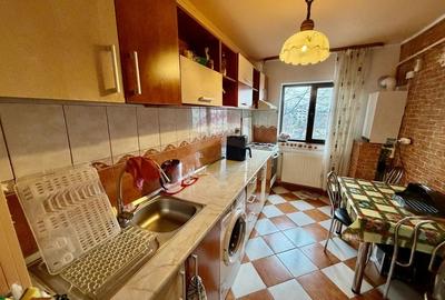 Apartament cu 3 camere decomandat în Gară - 1