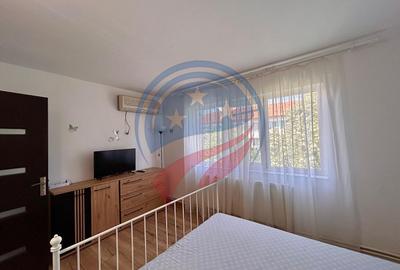 Apartament cu 3 camere decomandat în Rovine - 2